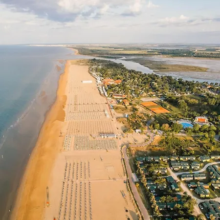 Bright With Ac And Parking * Bibione